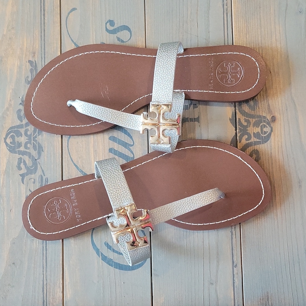 New Silver Strapped Thong Sandal